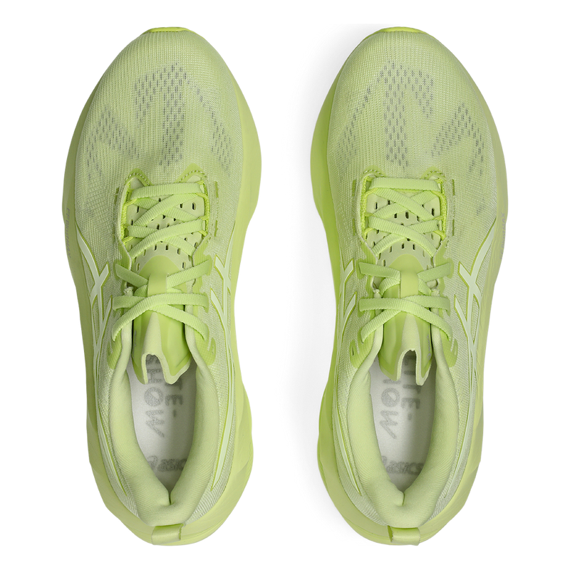Asics Novablast 5 Lite-Show