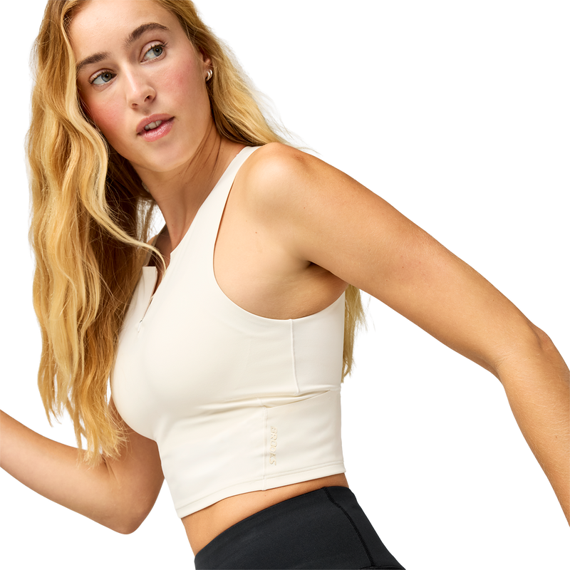 Brooks Movement Race Crop