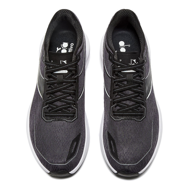 Diadora Mythos Blushield Volo 5