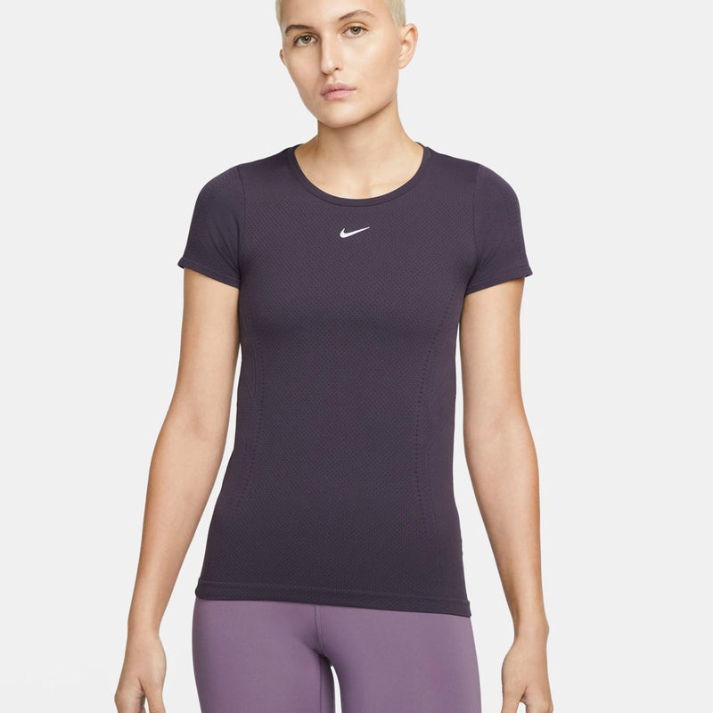 Dri-FIT ADV Aura Shortsleeve