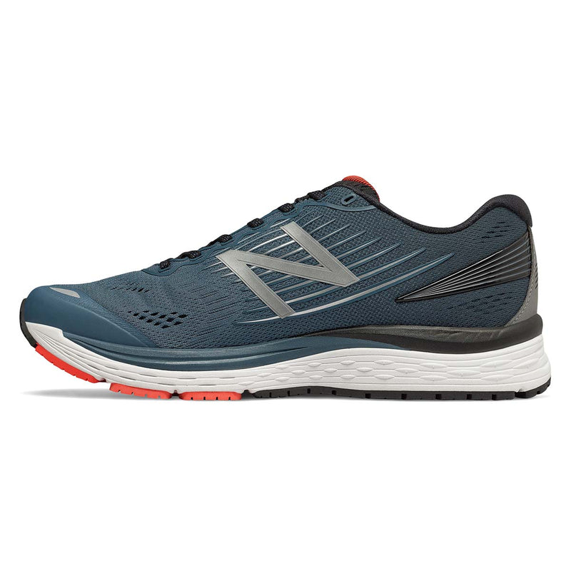 New Balance 880 V8