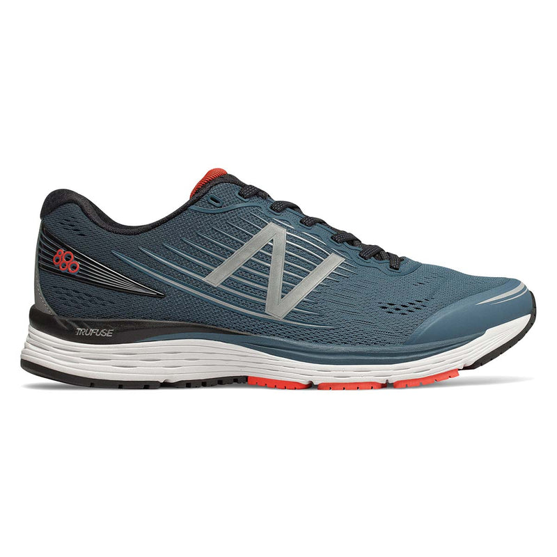 New Balance 880 V8