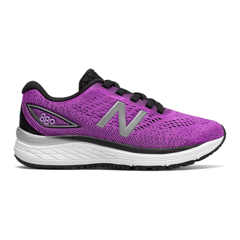 New Balance 880 V9
