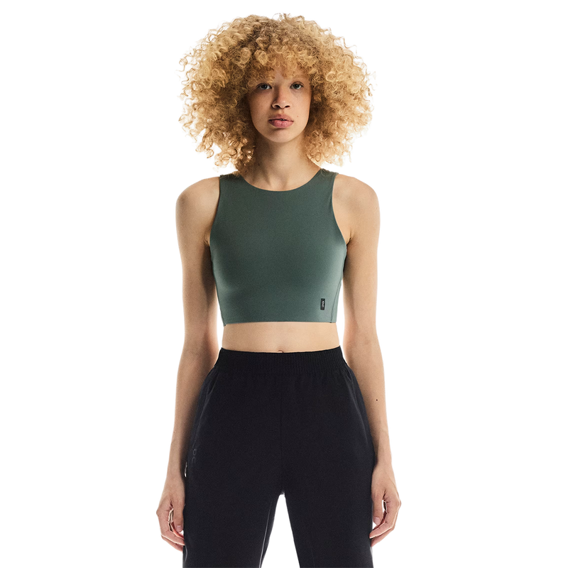 ON Core 2-in-1 Crop
