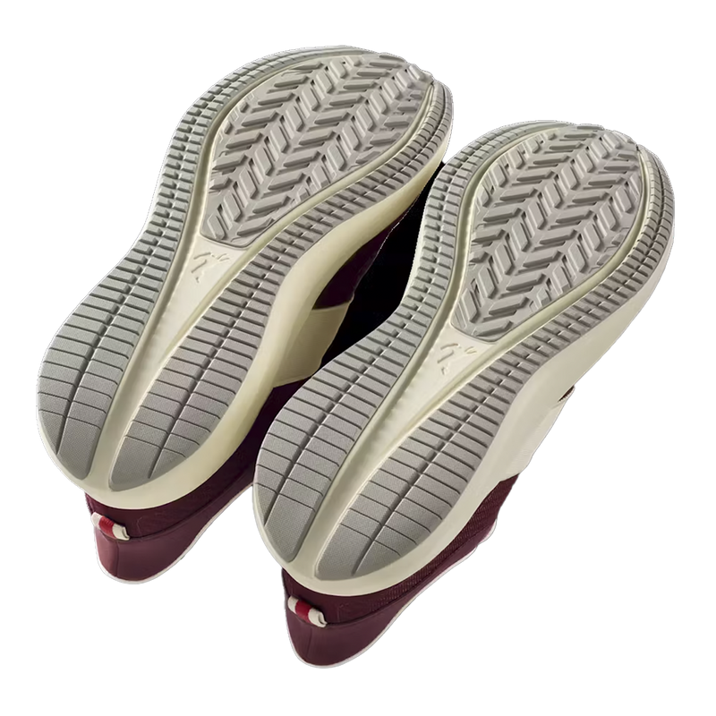 Tracksmith Eliot Runner