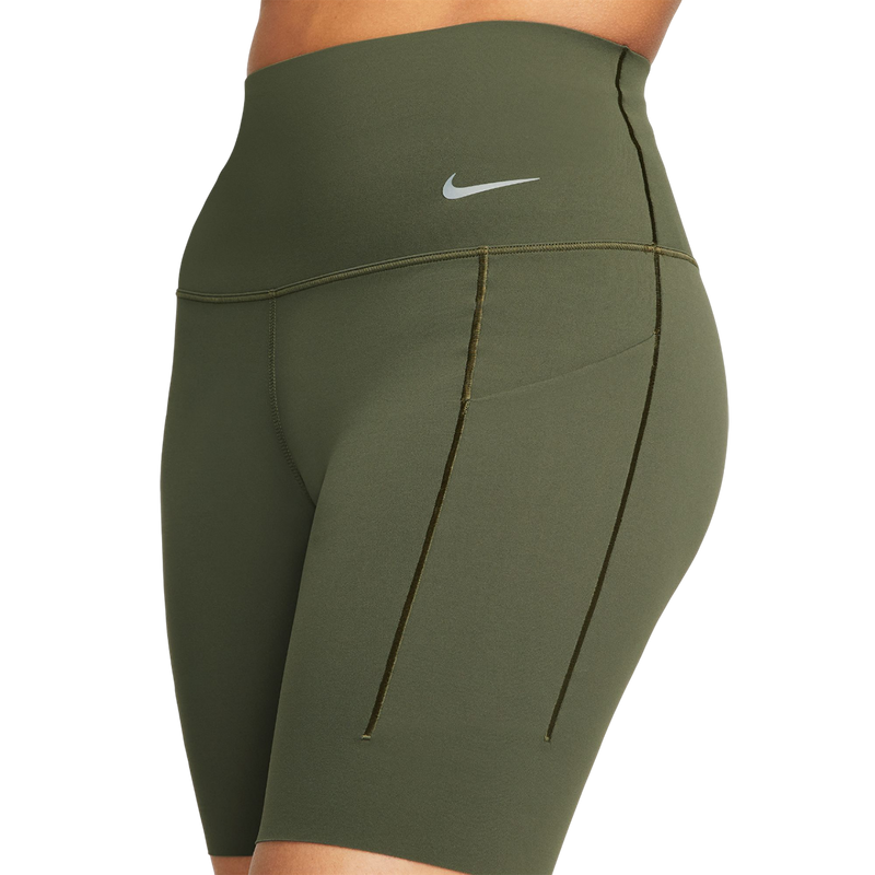 Universa Short Tight